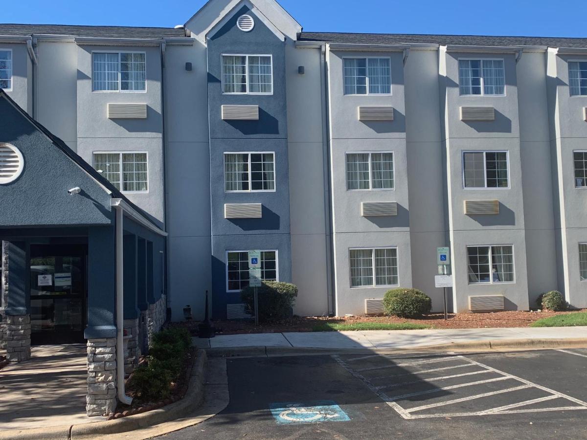 Microtel Inn By Wyndham Charlotte Airport מראה חיצוני תמונה